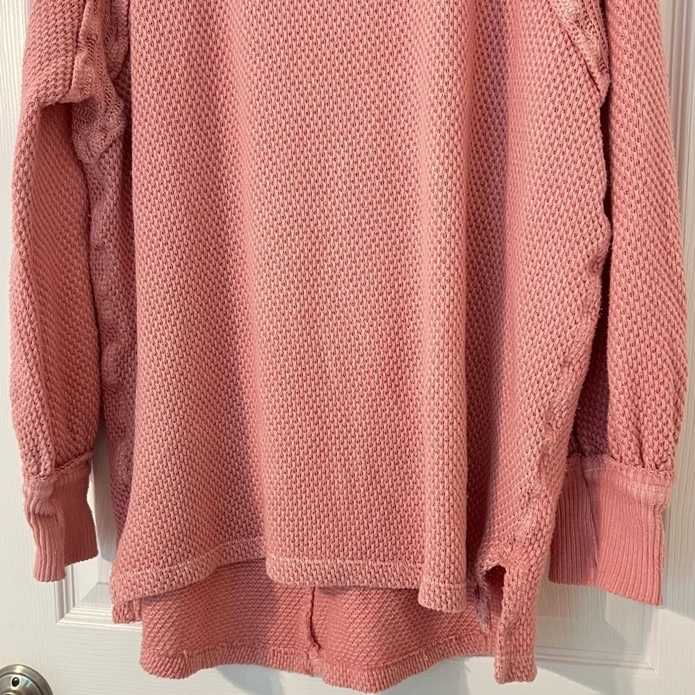 Free People We The Free She’s a Keeper Oversized Thermal Small Pink Sweater Top